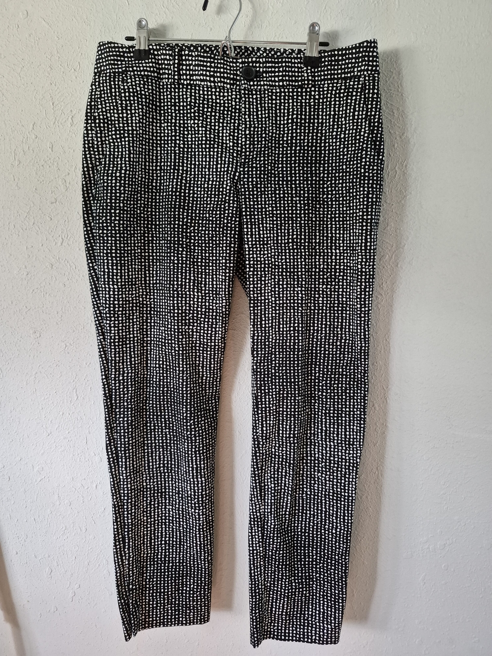 Banana Republic Black and White Dot Print Pants Size 4